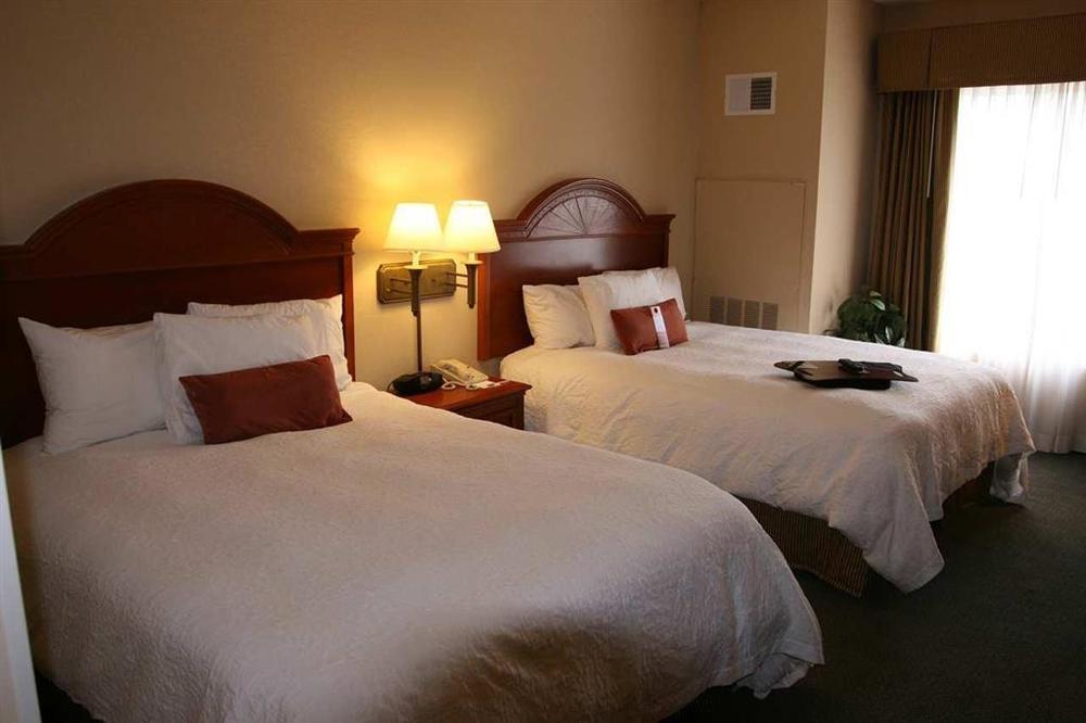Hampton Inn & Suites Clinton Zimmer foto