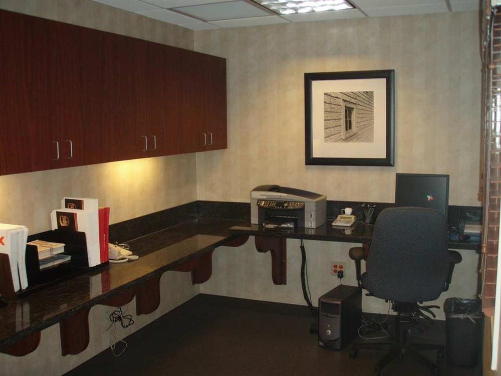 Hampton Inn & Suites Clinton Einrichtungen foto
