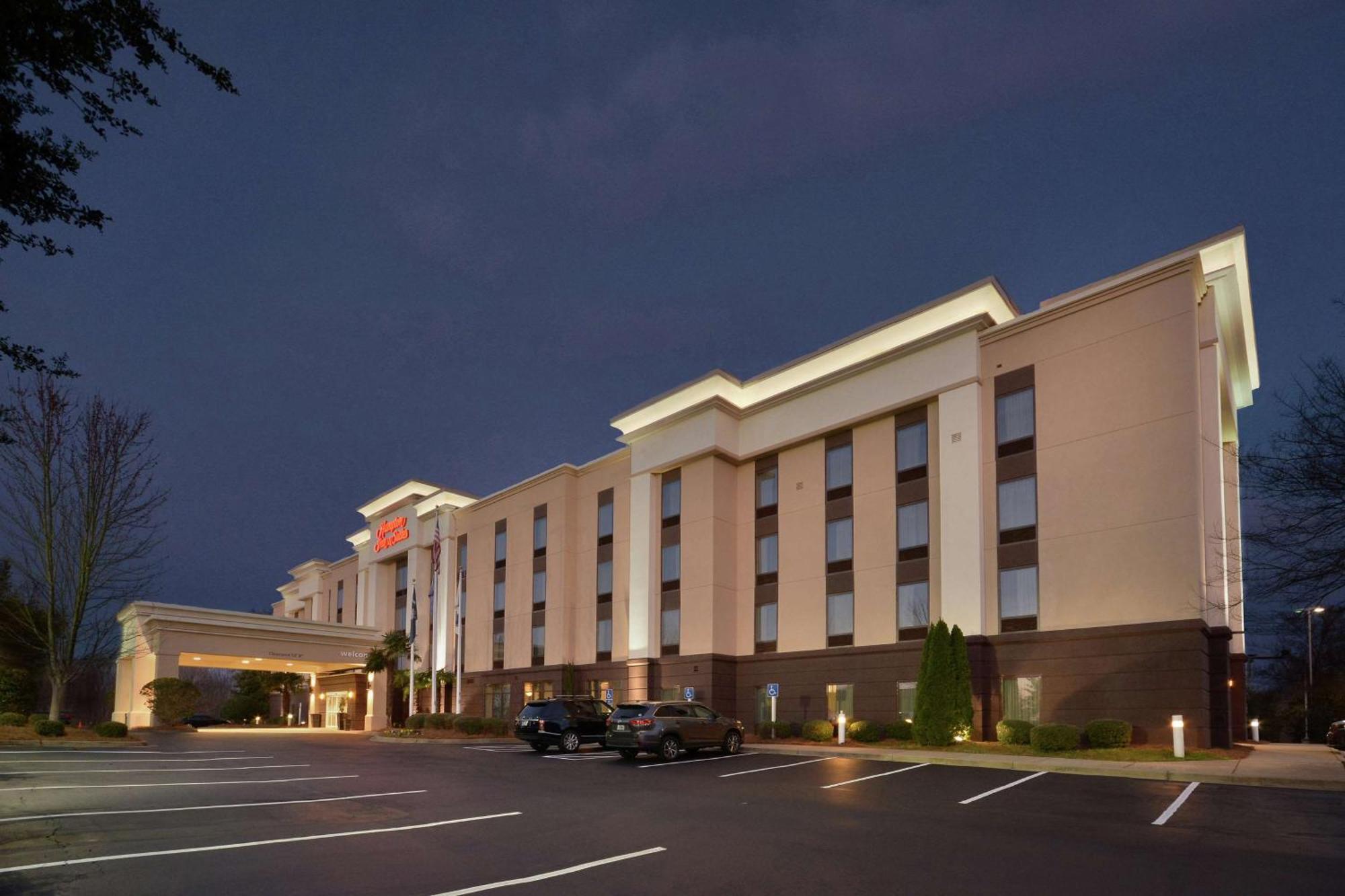 Hampton Inn & Suites Clinton Exterior foto